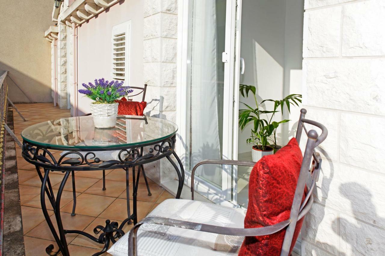Apartment Ambroz Vela Luka Εξωτερικό φωτογραφία