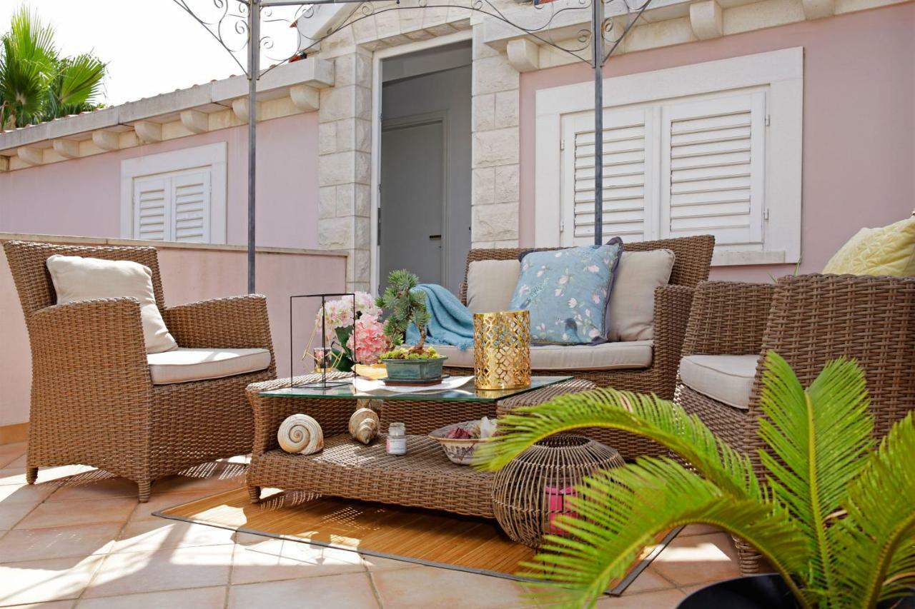 Apartment Ambroz Vela Luka Εξωτερικό φωτογραφία